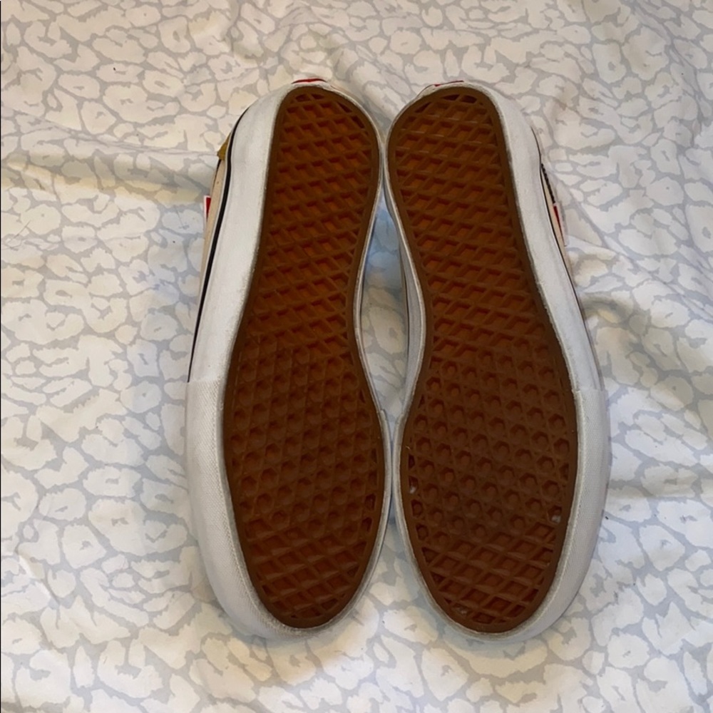 Neutral Vans - Picture 3 of 4